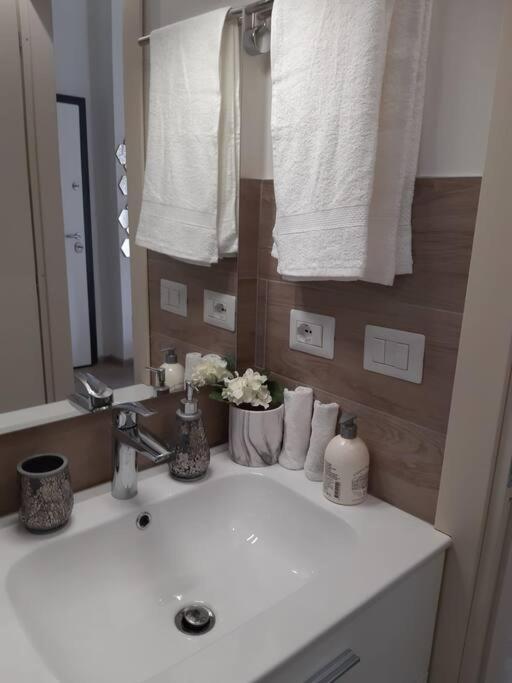 Casa Tra I Castelli Apartment San Martino Alfieri Екстериор снимка